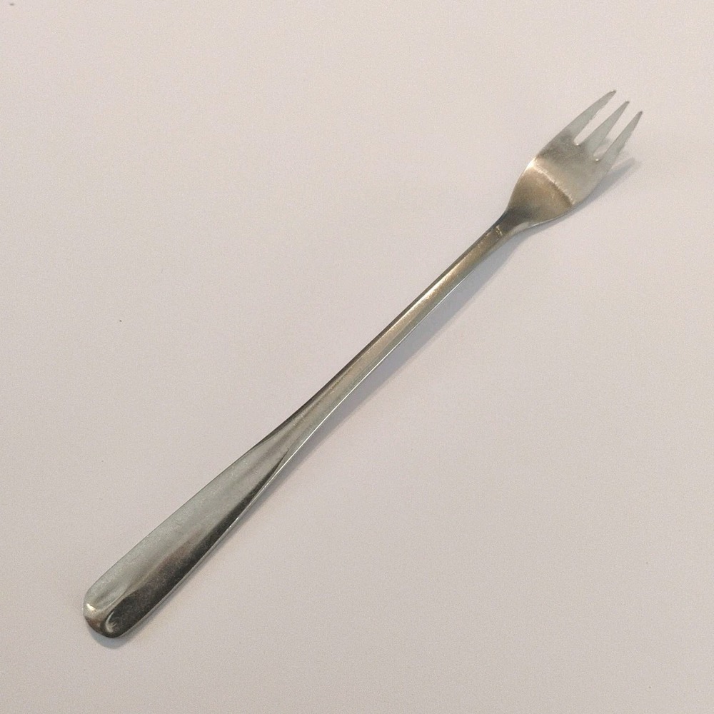 Oneida Northland VILLAGE COMMON Cocktail Fork Stainless Silverware Flatware